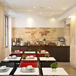 Local 101 Beaurepaire - Opening July 8th 2026 3* פריז