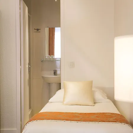 Local 101 Beaurepaire Szálloda 3*