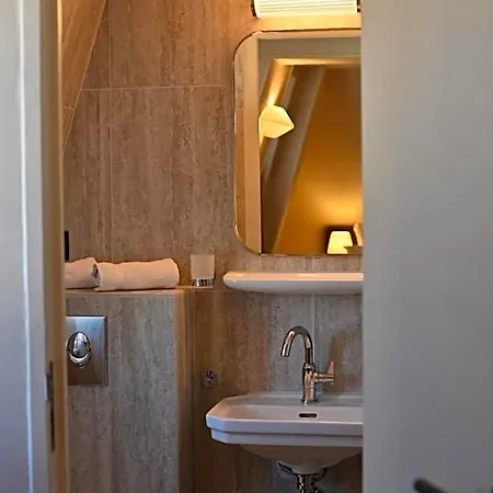 Hotel Local 101 Beaurepaire 3*