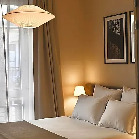 Local 101 Beaurepaire Hotel Paris
