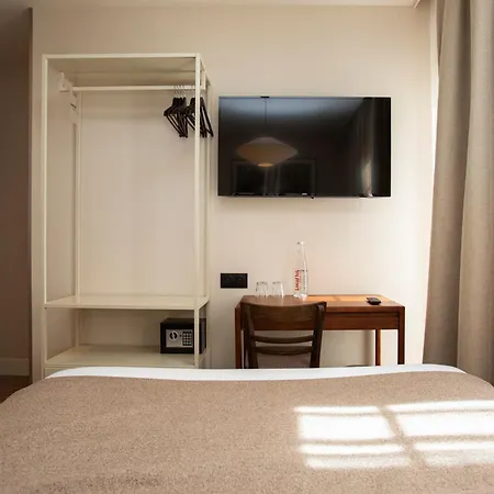 Szálloda Local 101 Beaurepaire 3*