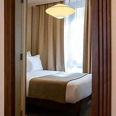 Szálloda Local 101 Beaurepaire 3*