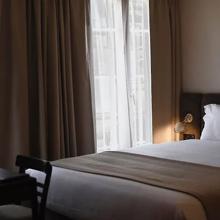 Local 101 Beaurepaire Hotel Paris
