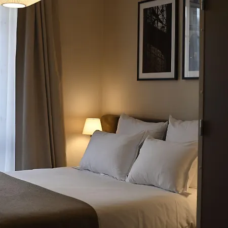 Hotel Local 101 Beaurepaire Paris